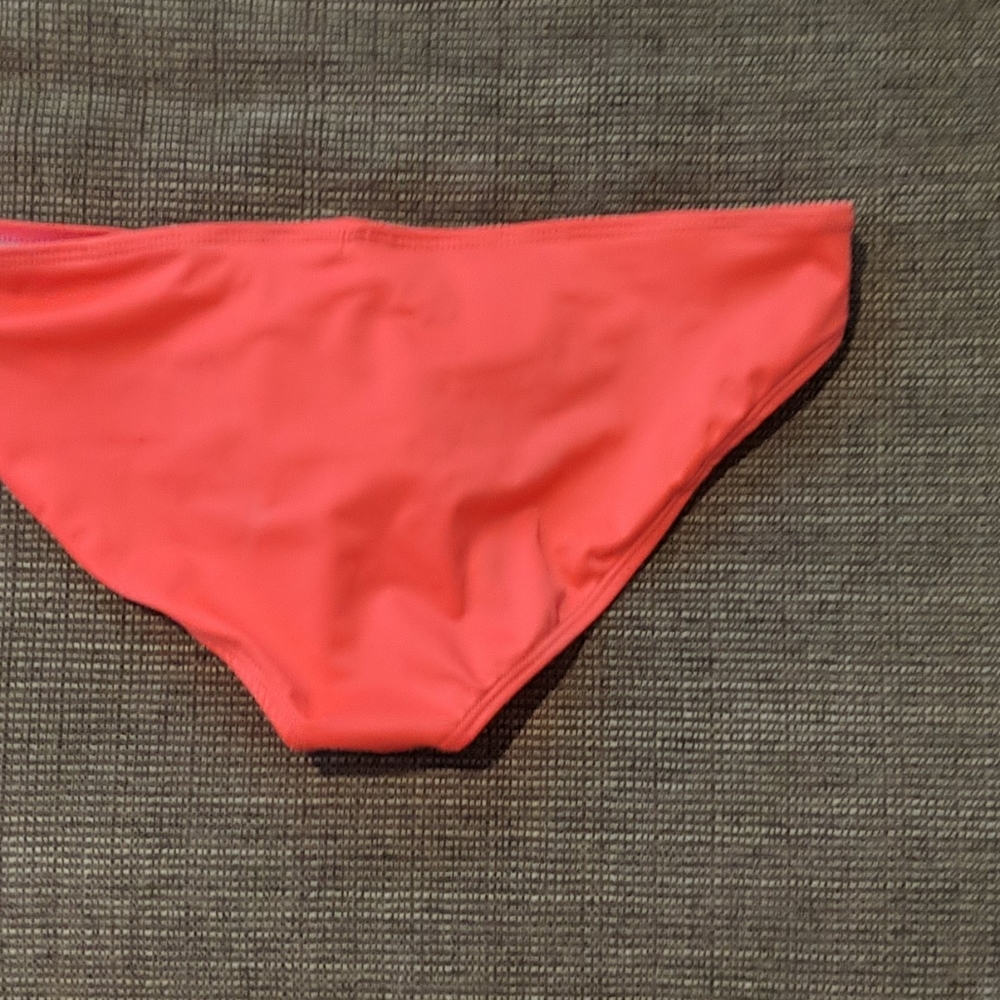 Speedo - Picture 2 of 2